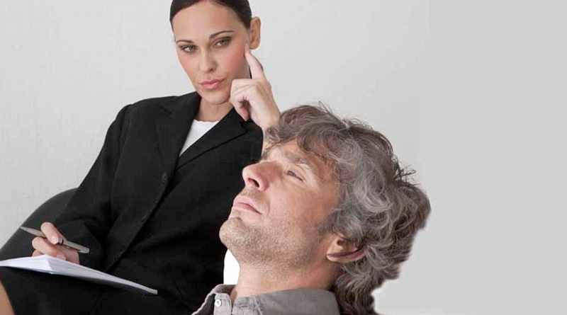 L&rsquo;influence discrète de l&rsquo;hypnose conversationnelle